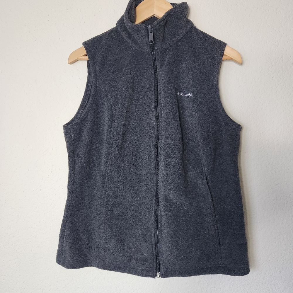 Women's Columbia Full Zi[pPockets  Benton Springs Gray Vest Size M